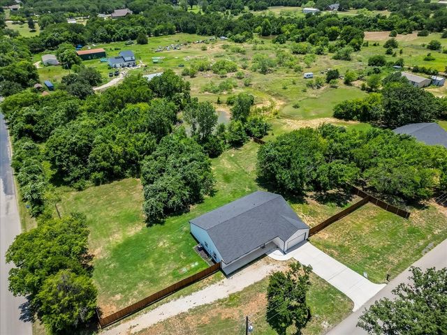 1409 County Road 913, Burleson, TX 76028