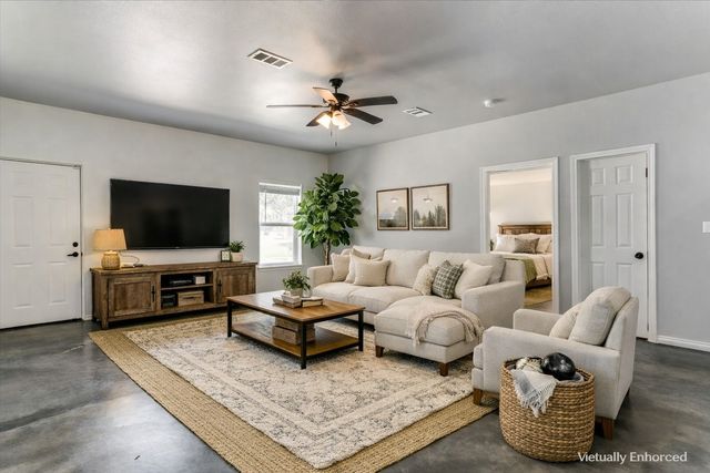 1409 County Road 913, Burleson, TX 76028