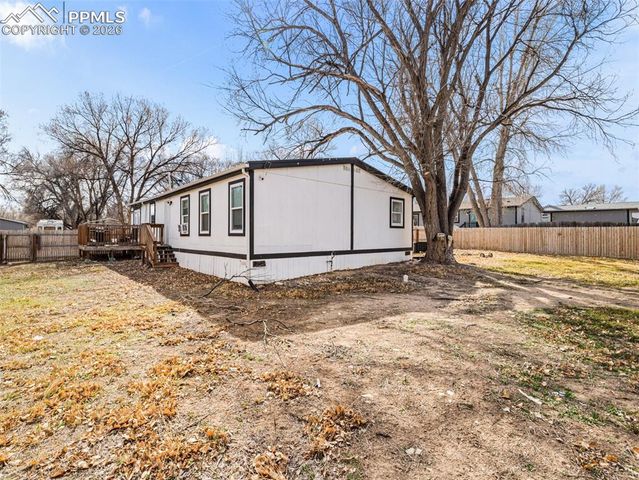 279 E Kipling Drive, Pueblo West, CO 81007