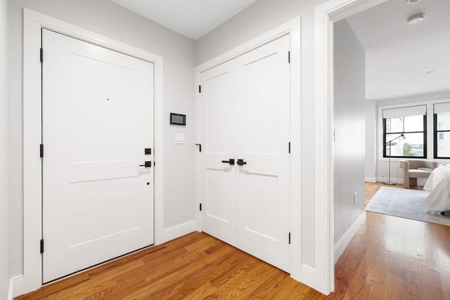 113-115 Falcon St 113-3, Boston, MA 02128