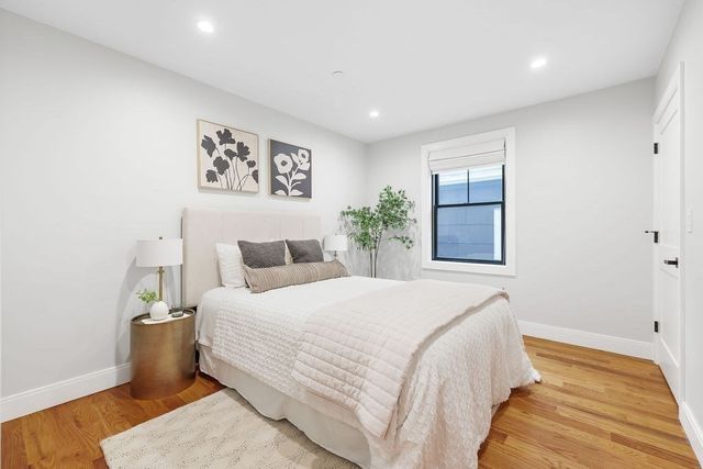 113-115 Falcon St 113-3, Boston, MA 02128