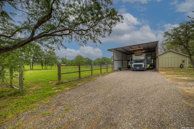 285 Rangeland, Seguin, TX 78155