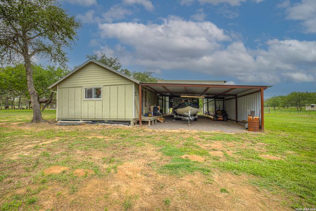 285 Rangeland, Seguin, TX 78155