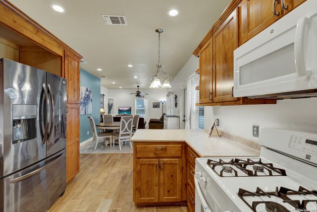 285 Rangeland, Seguin, TX 78155