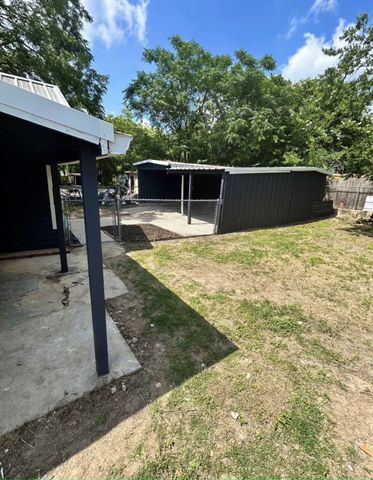 403 NE 7th Avenue, Mineral Wells, TX 76067