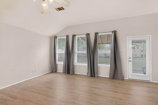 507 Oxford Loop, Princeton, TX 75407