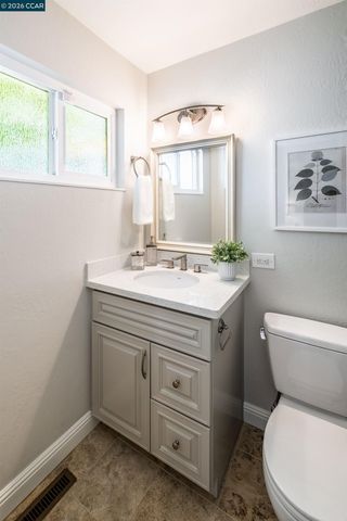 11 Dale Court, Lafayette, CA 94595