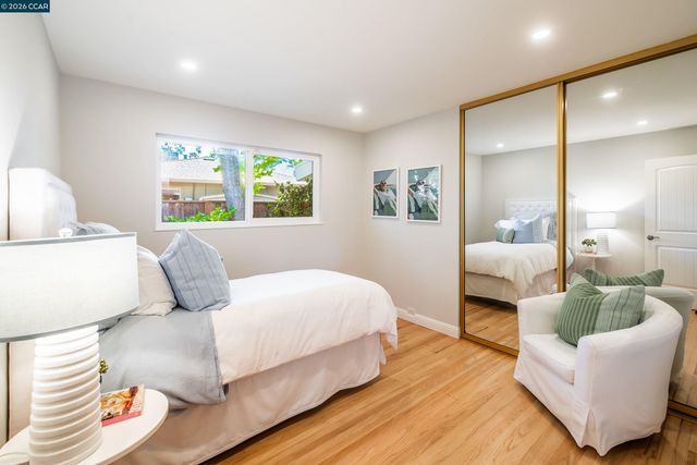 11 Dale Court, Lafayette, CA 94595