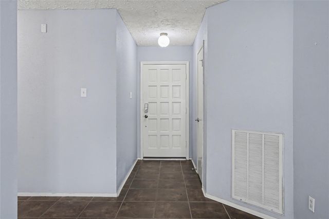 319 Richvale Lane, Houston, TX 77598