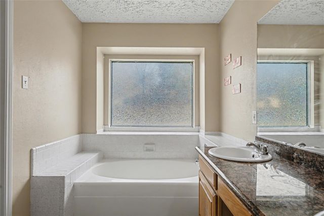 319 Richvale Lane, Houston, TX 77598