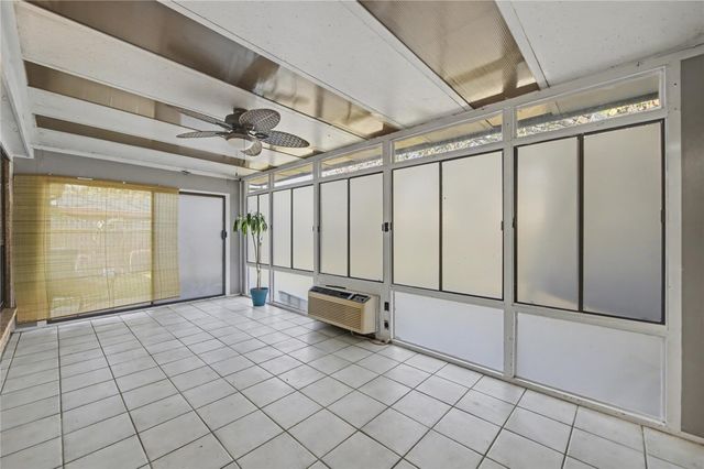 319 Richvale Lane, Houston, TX 77598