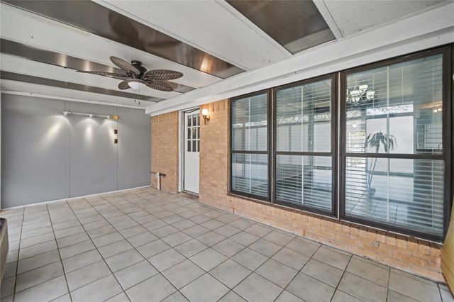 319 Richvale Lane, Houston, TX 77598