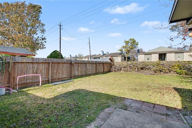 319 Richvale Lane, Houston, TX 77598
