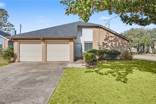 319 Richvale Lane, Houston, TX 77598