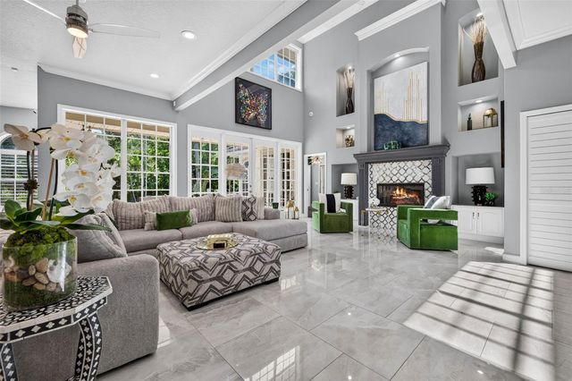 4660 LAUREL OAK LANE NE, St Petersburg, FL 33703