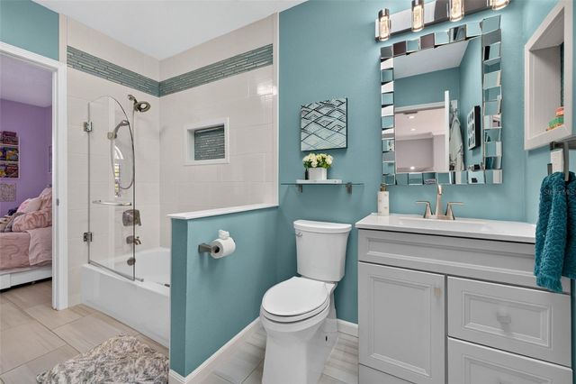 4660 LAUREL OAK LANE NE, St Petersburg, FL 33703
