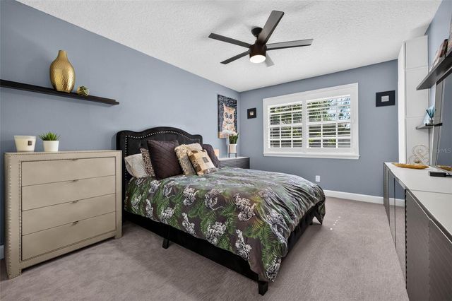 4660 LAUREL OAK LANE NE, St Petersburg, FL 33703