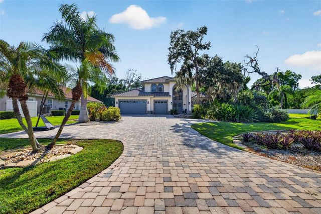 4660 LAUREL OAK LANE NE, St Petersburg, FL 33703