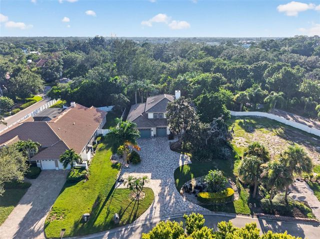 4660 LAUREL OAK LANE NE, St Petersburg, FL 33703