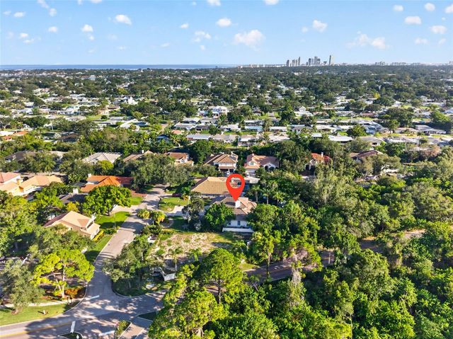 4660 LAUREL OAK LANE NE, St Petersburg, FL 33703