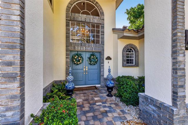 4660 LAUREL OAK LANE NE, St Petersburg, FL 33703