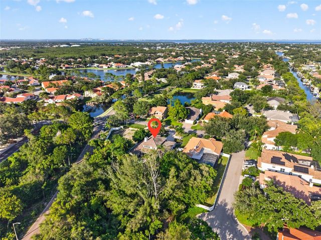 4660 LAUREL OAK LANE NE, St Petersburg, FL 33703