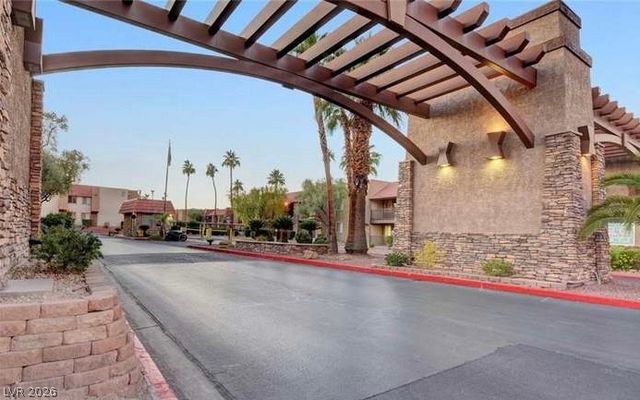4990 River Glen Drive 168, Las Vegas, NV 89103
