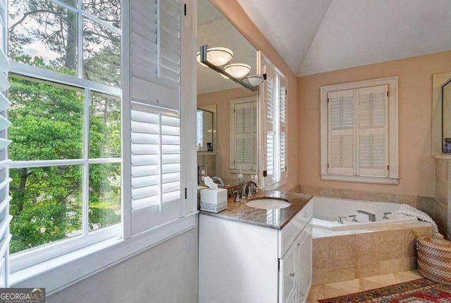 2724 Atwood Road NE, Atlanta, GA 30305