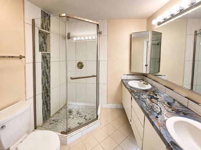 865 Blue Ridge Circle, West Palm Beach, FL 33409