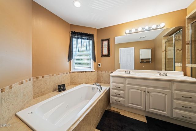 100 Richland Drive, Wake Forest, NC 27587