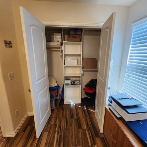 1209 Sherman Street, Tioga, TX 76271