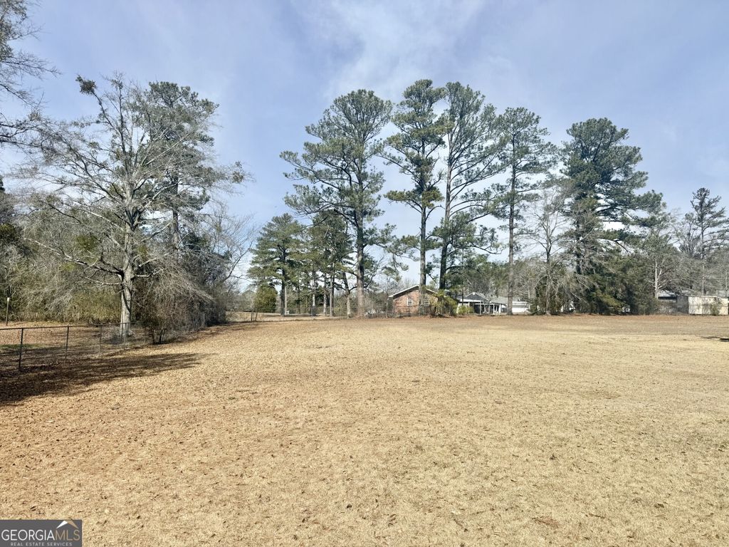 3070 15th Street SW, Lanett, AL 36863