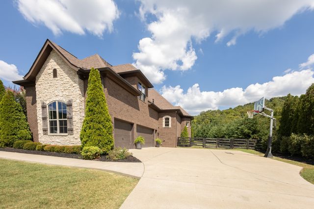 4608 Nadine Ln, Franklin, TN 37064