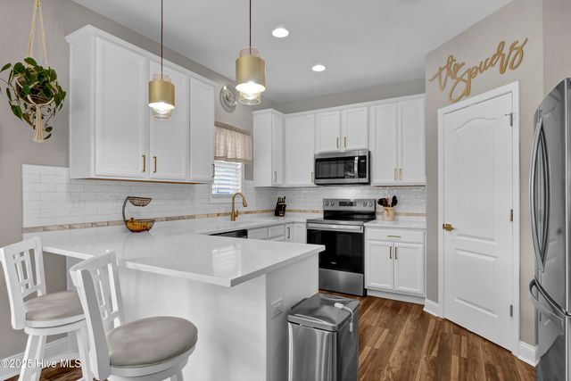 1528 Stones Edge Road, Wilmington, NC 28405