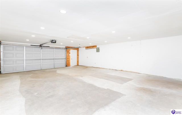 3802 Doe Run Rd., Elizabethtown, KY 42701