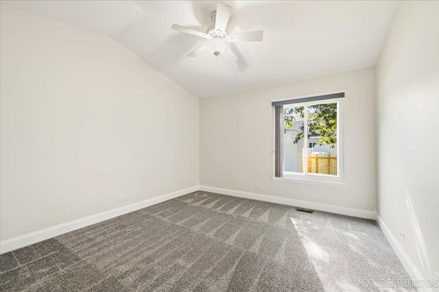798 STANFORD Lane, Carol Stream, IL 60188