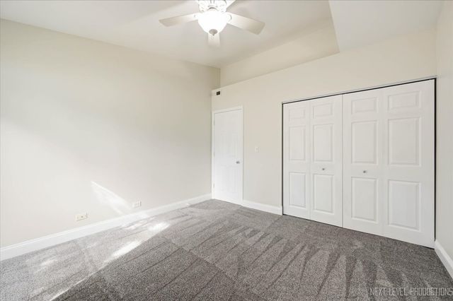 798 STANFORD Lane, Carol Stream, IL 60188