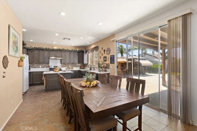 15727 Virginia, Fontana, CA 92336