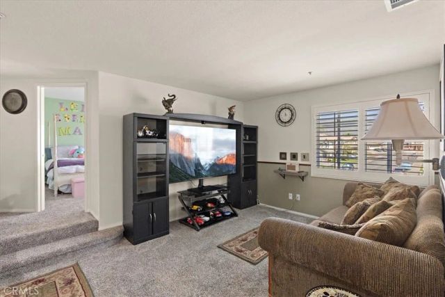 15727 Virginia, Fontana, CA 92336