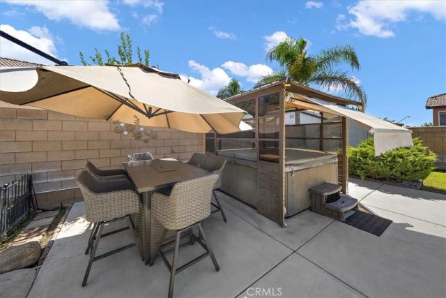 15727 Virginia, Fontana, CA 92336