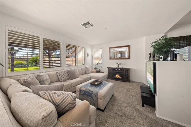 15727 Virginia, Fontana, CA 92336