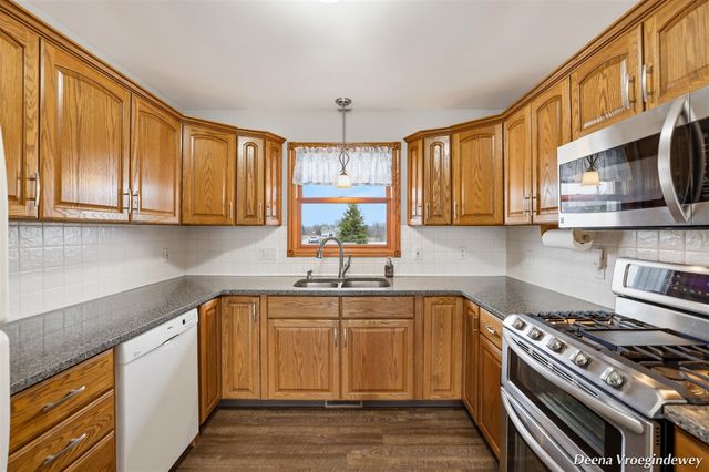 914 Jackson Street, Grandville, MI 49418