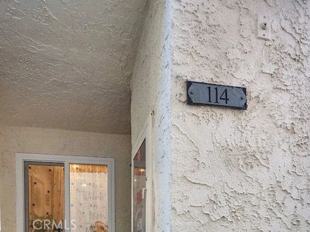 18411 Hatteras 114, Tarzana, CA 91356