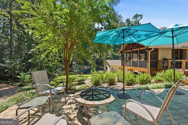 330 Waverly Hall Drive, Roswell, GA 30075