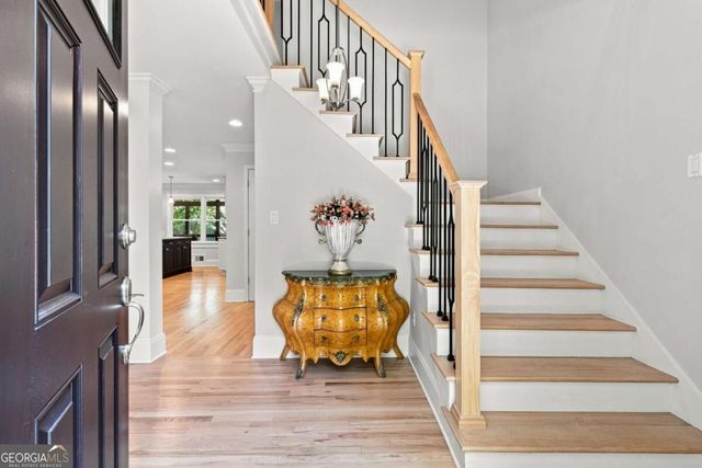 330 Waverly Hall Drive, Roswell, GA 30075