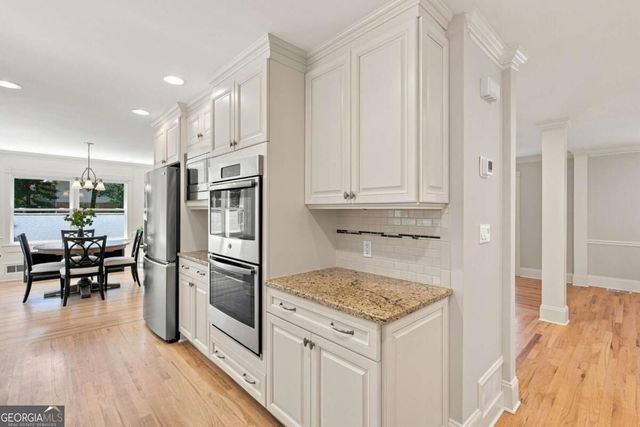 330 Waverly Hall Drive, Roswell, GA 30075