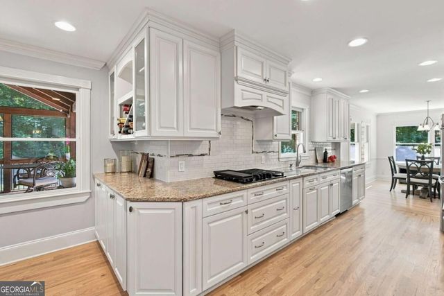 330 Waverly Hall Drive, Roswell, GA 30075
