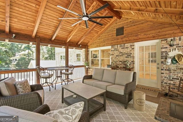 330 Waverly Hall Drive, Roswell, GA 30075