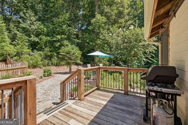 330 Waverly Hall Drive, Roswell, GA 30075