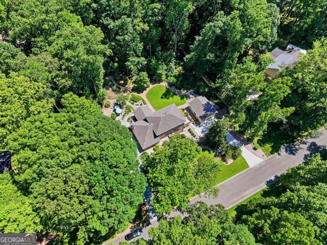 330 Waverly Hall Drive, Roswell, GA 30075